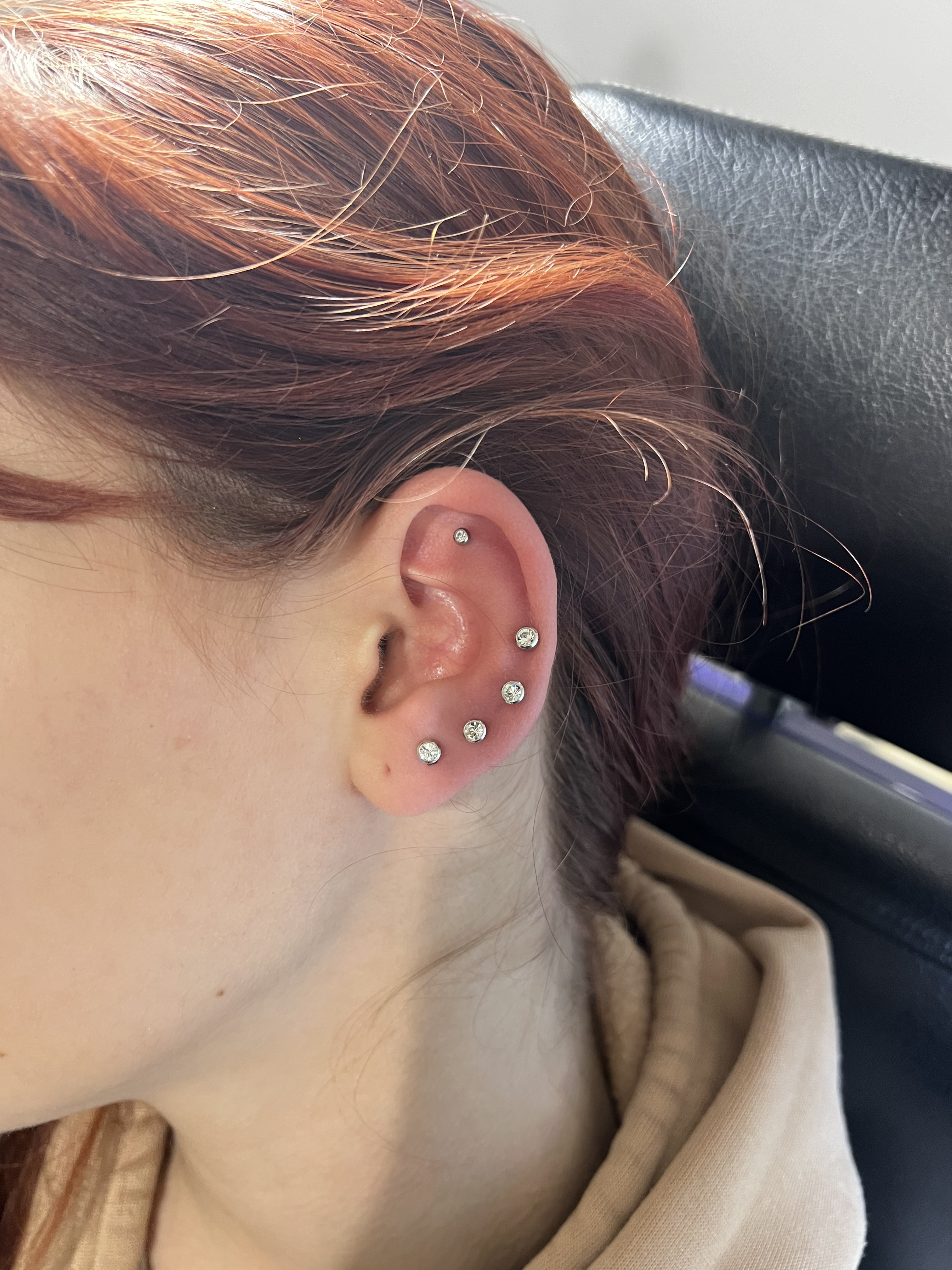 Ezüst ragyogás portré tetoválás